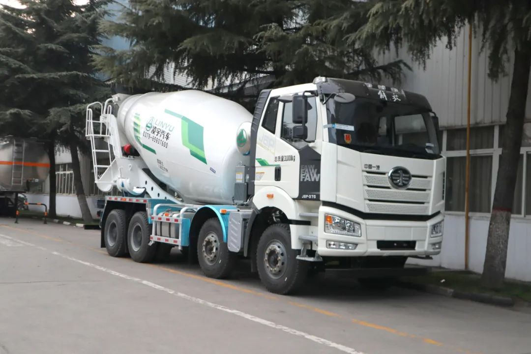 2025新澳门免费原料宝典