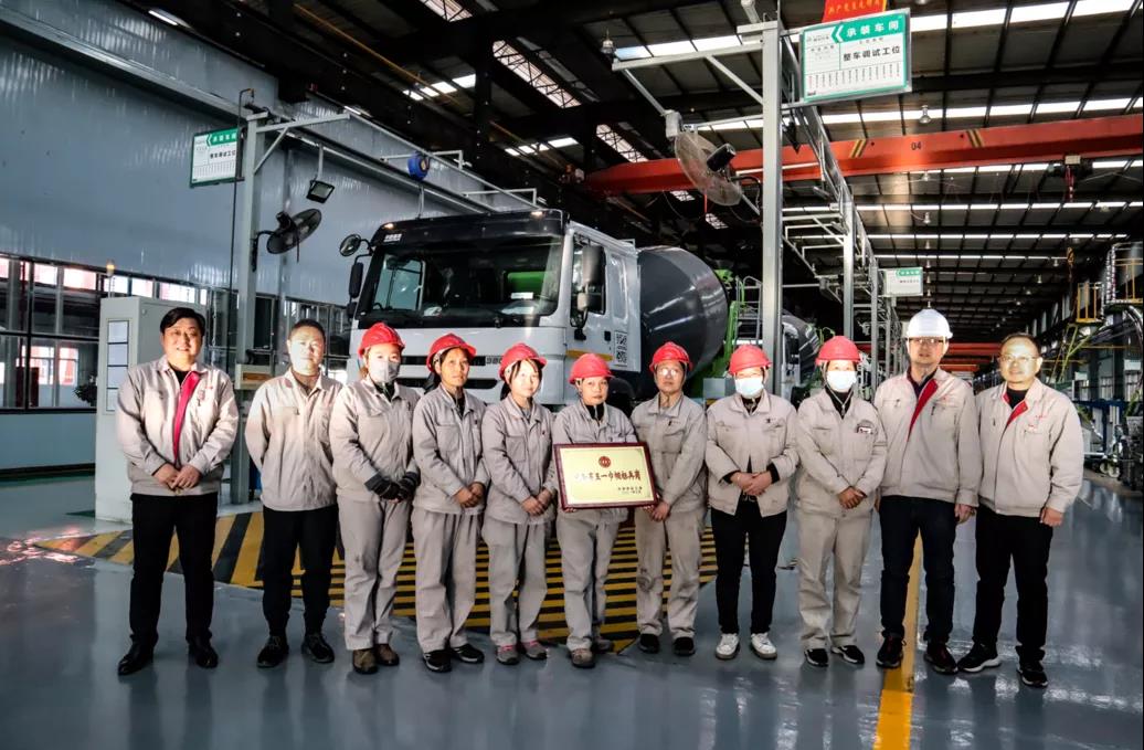 2025新澳门免费原料宝典