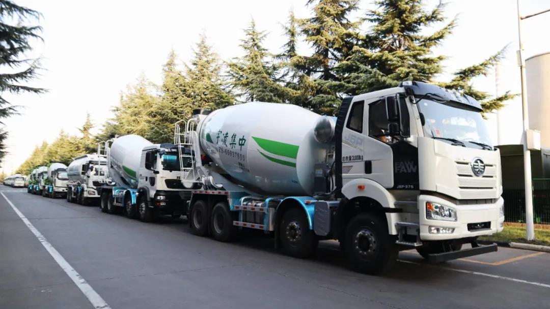 2025新澳门免费原料宝典