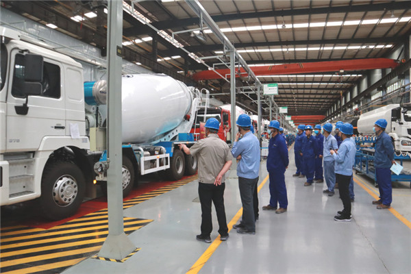 2025新澳门免费原料宝典