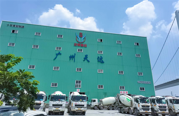 2025新澳门免费原料宝典