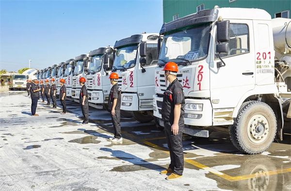 2025新澳门免费原料宝典