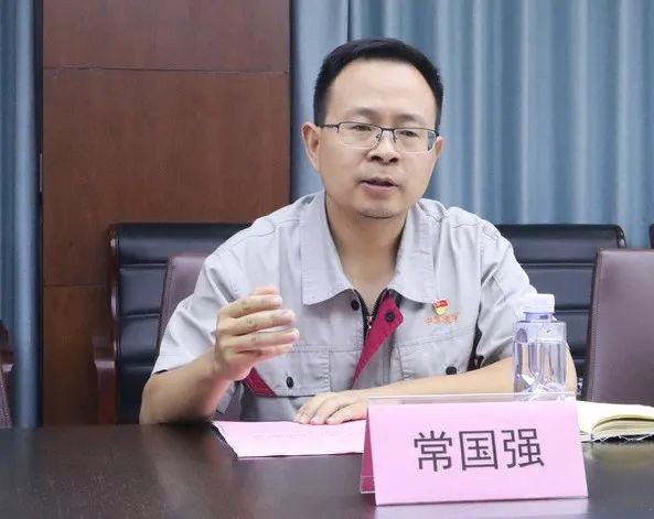 2025新澳门免费原料宝典