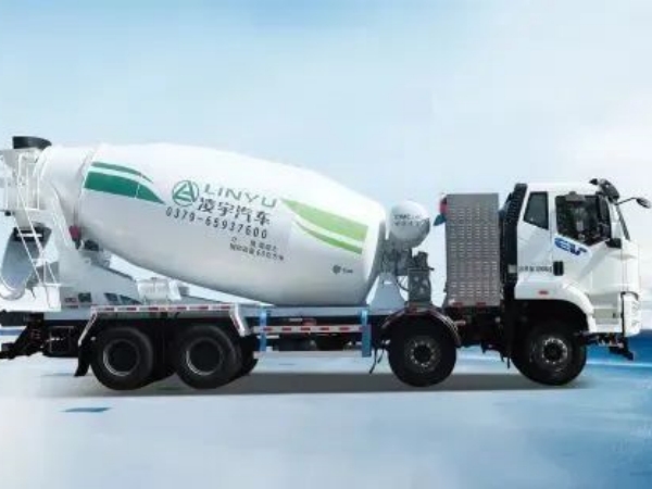 卡友购车选谁好？听听DeepSeek的大实话！